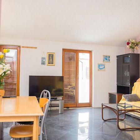Cozy Guest House Kamenita Split Buitenkant foto